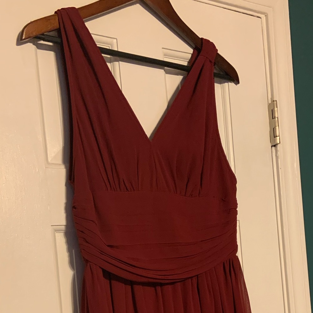 Formal Dress - Picture 2 of 6